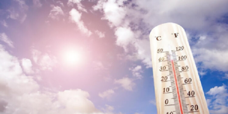 طقس اليوم الإثنين.. خريفى وشبورة صباحا والعظمى بالقاهرة 33 درجة والصغرى 23