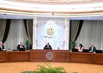 رئيس الوزراء يستقبل نائب رئيس الوزراء الروسي والوفد المرافق له