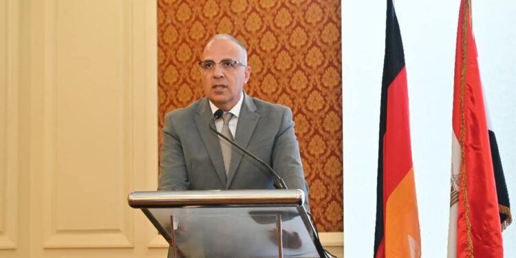 وزير الرى: التوسع في معالجة وإعادة استخدام المياه والتحول للتحلية للإنتاج الكثيف للغذاء