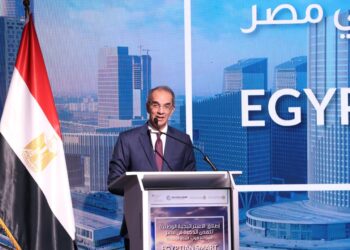 وزير الاتصالات: المدن الذكية وسيلة لتمكين المواطن من الحصول على خدماته بوسائل رقمية محوكمة وحديثة