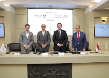 البنك الأهلي المصري يوقع بروتوكول تعاون مع شركة أوروبا للمقاولات الكهروميكانيكية والطاقة الشمسية