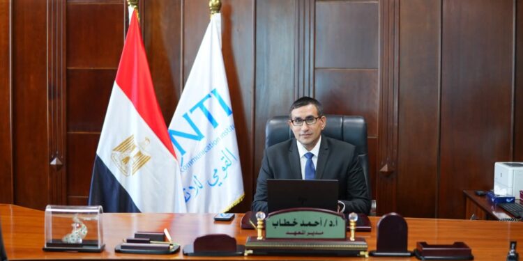 اعتماد رسمي لمعادلة دبلومات معهد الاتصالات بقرارات من المجلس الأعلى للجامعات