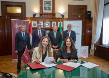 بنك مصر يواصل مساندة محاربات سرطان الثدي ويدعم مؤسسة بهية بـ 45 مليون جنيه