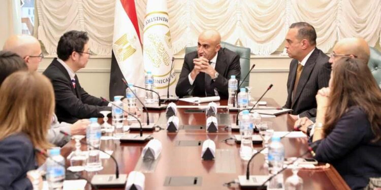 وزير التربية والتعليم يستعرض مع “سبريكس” اليابانية إطلاق منصة “كويرو”