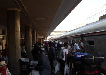 الهيئة القومية لسكك حديد مصر تُسيّر الرحلة السادسة عشر لقطارات العودة الطوعية للأشقاء السودانيين إلى وطنهم