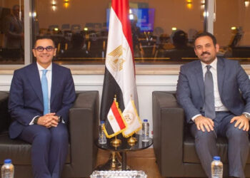 وزير الاستثمار يبحث مع الرئيس التنفيذي لجهاز مستقبل مصر للتنمية المستدامة التعاون في مجالات دعم سلاسل الإمداد