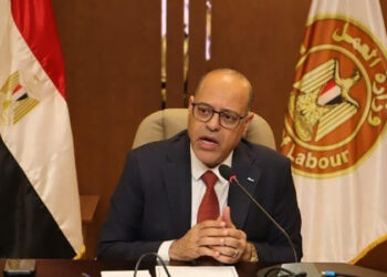 وزير العمل: اختبارات جديدة للمرشحين للعمل فى لبنان بقطاع المطاحن