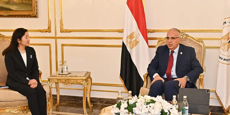 سويلم يلتقي الممثل المقيم لبرنامج الأمم المتحدة الإنمائي في مصر ضمن فعاليات “أسبوع القاهرة الثامن للمياه”