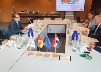 رئيس هيئة سلامة الغذاء يعقد سلسلة لقاءات مع كبار المسؤولين الألمان لتعزيز التعاون في إدارة المخاطر وتقييم سلامة الأغذية