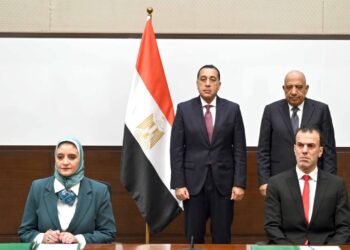 رئيس الوزراء  يشهد توقيع اتفاقية تنفيذ الدراسات النهائية لمشروع الربط الكهربائي بين مصر وأوروبا عبر إيطاليا