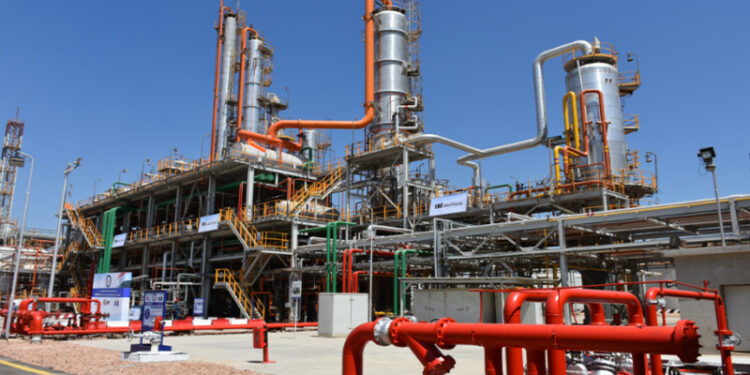 جهود زيادة الإنتاج المحلى تتواصل لتقليل أعباء استيراد البترول والغاز