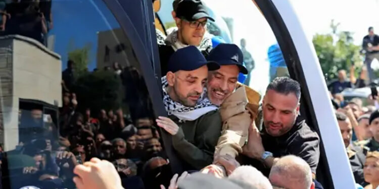 إسرائيل: أفرجنا عن 1986 أسيرًا فلسطينيًا بموجب اتفاق شرم الشيخ