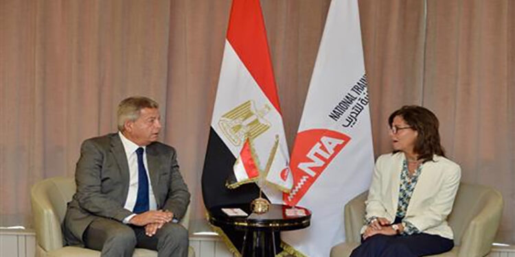 اليوم.. أول اجتماع للجنة تطوير الإعلام برئاسة خالد عبد العزيز