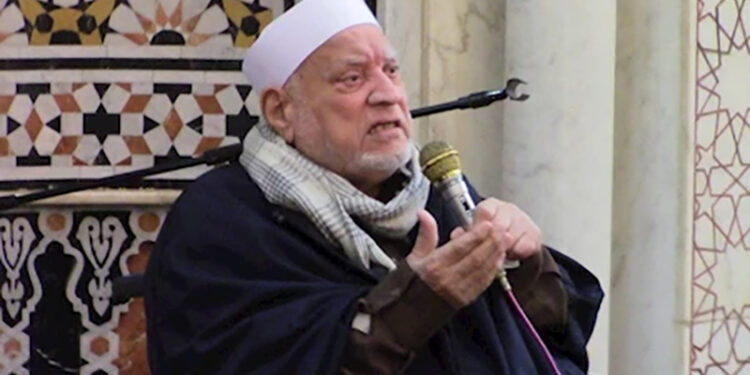 وفاة الدكتور أحمد عمر هاشم.. وتشييع الجنازة اليوم من الجامع الأزهر