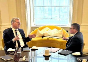 وزير البترول يبحث مع بيكر هيوز العالمية تعزيز التعاون التكنولوجي لزيادة الإنتاج وخفض الانبعاثات