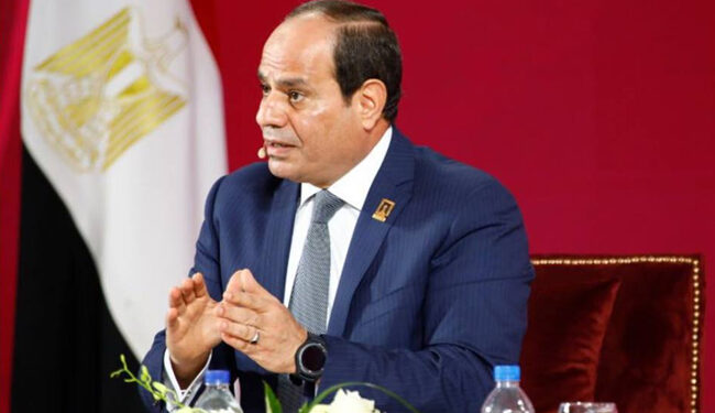 الرئيس السيسي: «دعم الوقود بالسلف والجنيه اللى بحطه بيترد جنيه وفوائد وأقساط»