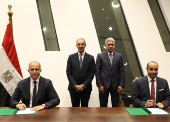 تعاون بين الاتصالات والسياحة لرقمنة التراث المصرى وتحسين خدمات الاتصالات بالمواقع الأثرية