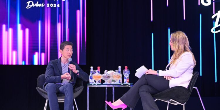 جيتكس جلوبال 2025 ينطلق في دبي بمشاركة سام ألتمان وقادة الذكاء الاصطناعي حول العالم