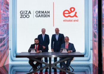 إي آند بيزنس توقع مذكرة تفاهم لتحويل حديقتي الحيوان والأورمان إلى نموذج عالمي للحدائق الذكية