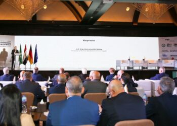 وزير قطاع الأعمال العام يفتتح المؤتمر الدولي الثالث للهيدروجين في أفريقيا