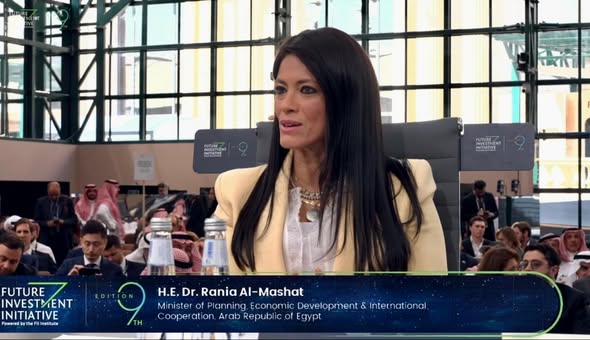 وزيرة التخطيط تعقد جلسة مباحثات مع رئيس بنك التنمية الأفريقي خلال مشاركتها بمؤتمر «مبادرة مستقبل الاستثمار» بالسعودية