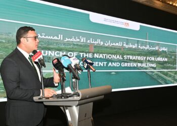 وزير الإسكان: الاستراتيجية الوطنية للعمران الأخضر تُجسد دعم الرئيس السيسي لقضية الاستدامة والتحول الأخضر