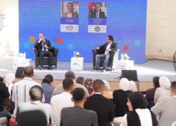 وزير المالية يبعث برسائل ثقة لشباب الأعمال في قمة تكني 2025