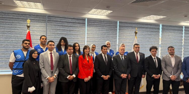 YLY يطلق شراكة مع كوكاكولا هيلينك مصر عبر برنامج “شباب بكرة”