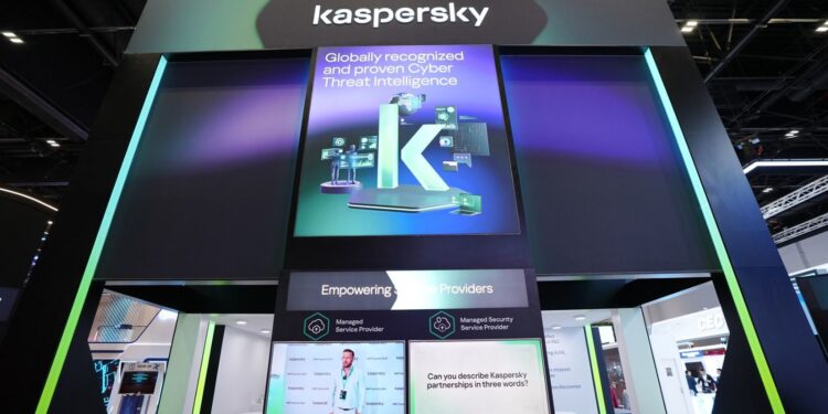 الهاشتاج أداة تنسيق رئيسية لهجمات نشطاء القرصنة