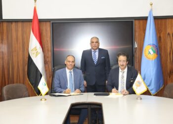 الهيئة القومية للبريد وجامعة طنطا يوقعان بروتوكول تعاون لتقديم الخدمات البريدية والمالية داخل الجامعة