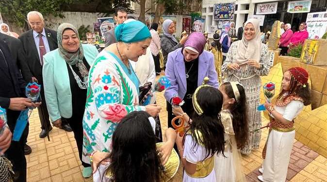 رئيسة المجلس القومي للطفولة والأمومة تشهد عددًا من الفعاليات بمحافظة الإسكندرية