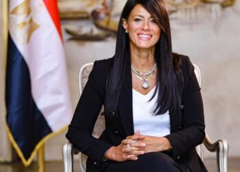 رانيا المشاط: 278.7 مليار جنيه استثمارات كلية بالأسعار الثابتة بنمو سنوي 24%
