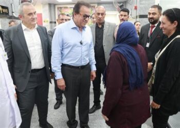 وزير الصحة يتفقد أعمال تطوير مبنى العيادات الخارجية بمستشفى الجمهورية التعليمي