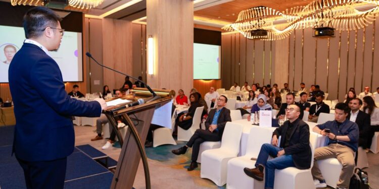 هواوي تؤكد التزامها بالاستثمار طويل المدى في الشرق الأوسط وأفريقيا خلال HDC MEA 2025