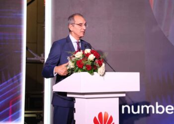 وزير الاتصالات يشهد احتفالية شركة هواوى العالمية بمناسبة مرور 25 عامًا على وجودها فى مصر
