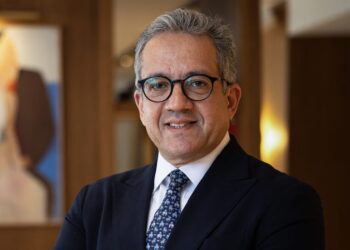 اعتماد المؤتمر العام لمنظمة اليونسكو انتخاب الدكتور خالد العناني مديراً عاماً للمنظمة