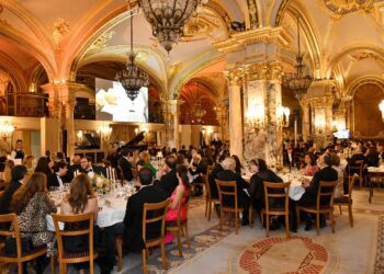 انطلاق حفل توزيع جوائز “تكريم” للاحتفاء بالإبداع العربي الأحد المقبل