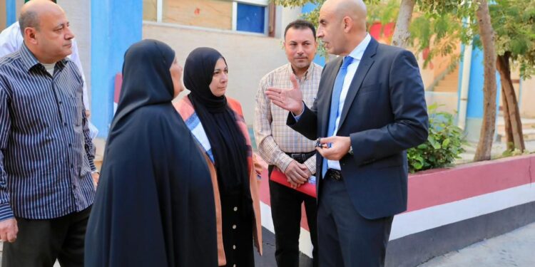 وزير التربية والتعليم يجري جولة مفاجئة بمدارس دمياط ويتفقد ٦ مدارس لمتابعة سير الدراسة