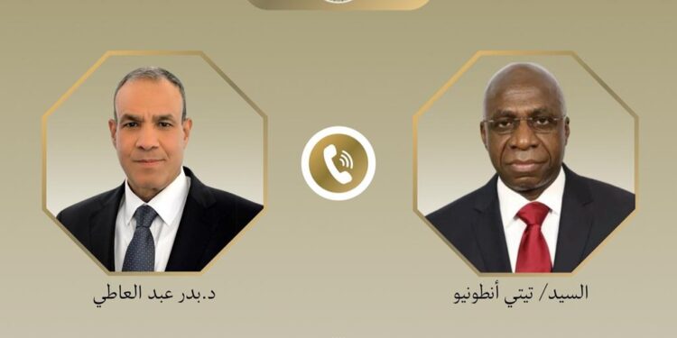 اتصال هاتفي بين وزير الخارجية ونظيره الأنجولي