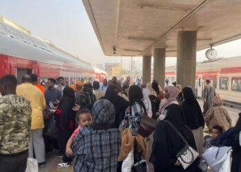 السكة الحديد تواصل مشروع العودة الطوعية بتسيير الرحلة 33 للأشقاء السودانيين