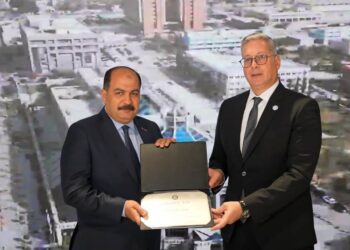 وزير البترول والثروة المعدنية يُكرم إنبي وبتروجت وصان مصر في أديبك 2025