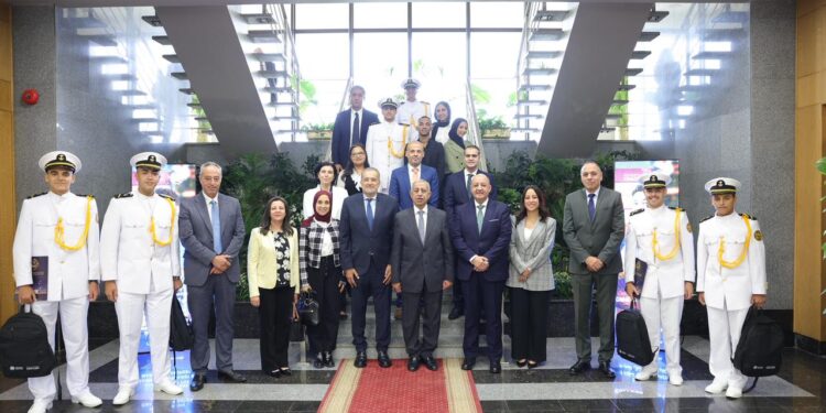 شراكة بين CMA CGM والأكاديمية العربية تمنح 10 طلاب مصريين فرصة دراسة العلوم البحرية واللوجستية مجانًا