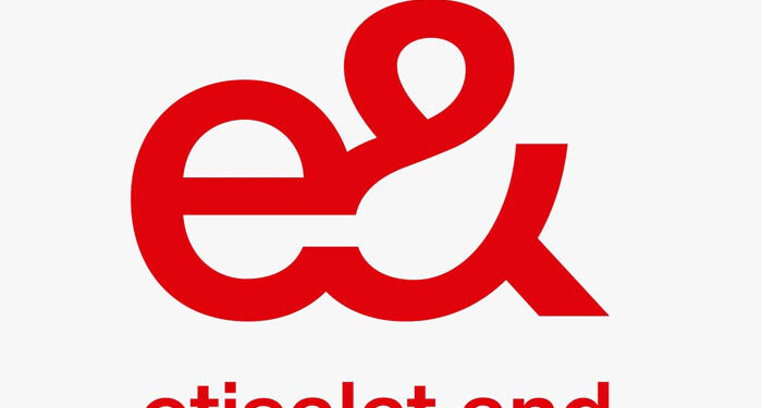 إي آند تطلق أول هوائي في العالم من نوع Uranus MB² متعدد الحزم والنطاقات