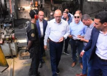 وزير العمل يقود جولة تفتيشية جديدة بمناطق صناعية بالسويس لتطبيق قانون العمل الجديد