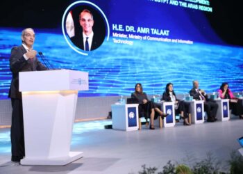 وزير الاتصالات: الذكاء الاصطناعي ليس بديلاً للإنسان بل أداة لرفع الكفاءة والإنتاجية
