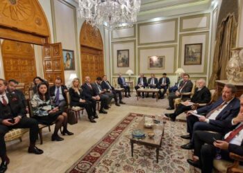 وزير الصحة يلتقي وفد اتحاد الغرف التركية لبحث التعاون الصحي والاستثمار المشترك