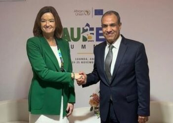 وزير الخارجية يلتقي وزيرة خارجية سلوفينيا