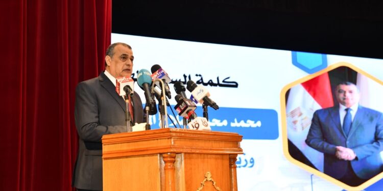 وزير الدولة للإنتاج الحربي يشهد مراسم الاحتفال بالعيد الـ ( 71 ) للإنتاج الحربي