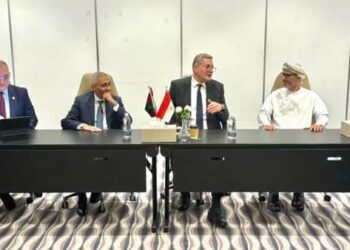 وزير البترول يبحث مع أوكيو العمانية مساهمة بتروجت في تنفيذ مشروع نقل الغاز الطبيعي بسلطنة عُمان بقيمة 273 مليون دولار