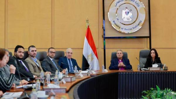 وزيرة التضامن تلتقي رئيس الطائفة الإنجيلية ورئيس الهيئة القبطية الإنجيلية للخدمات الاجتماعية